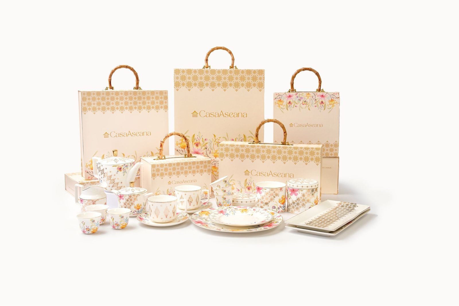 Casa Aseana gift boxes with bamboo handles