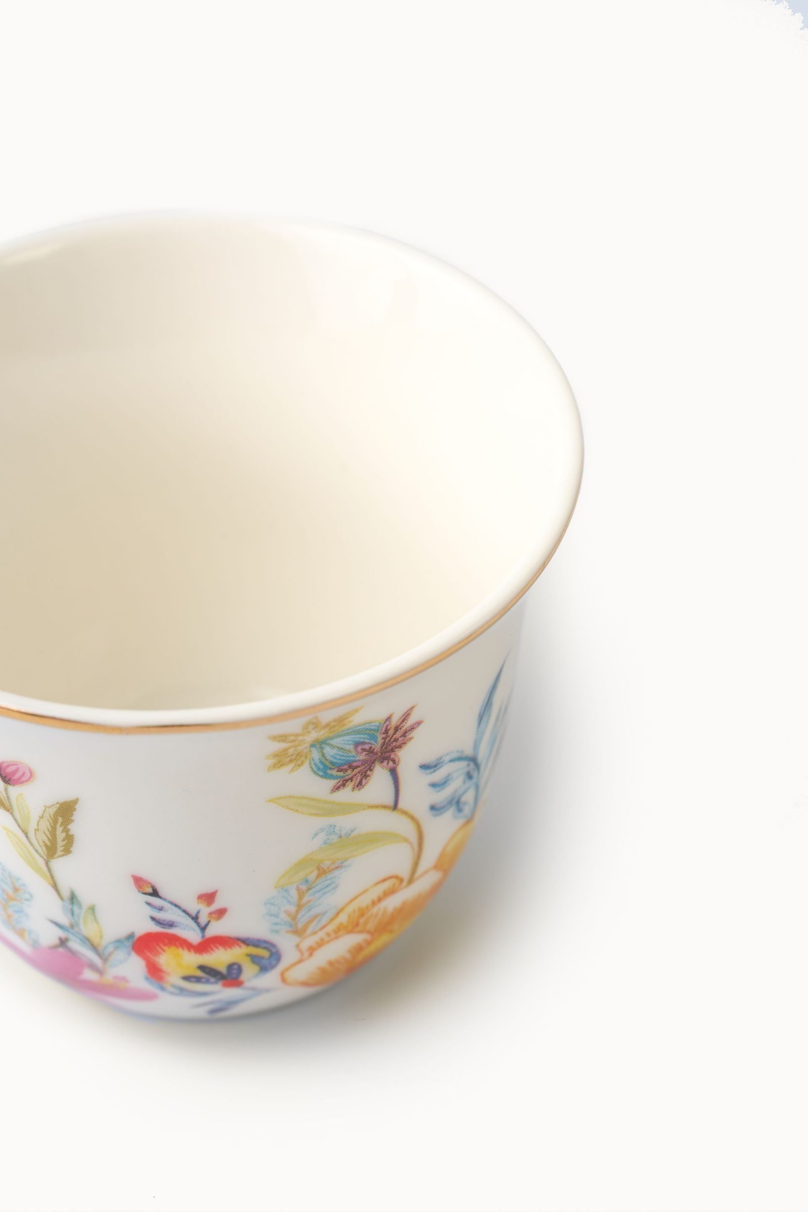 Close-up of the rim and interior of a Casa Aseana small cup
