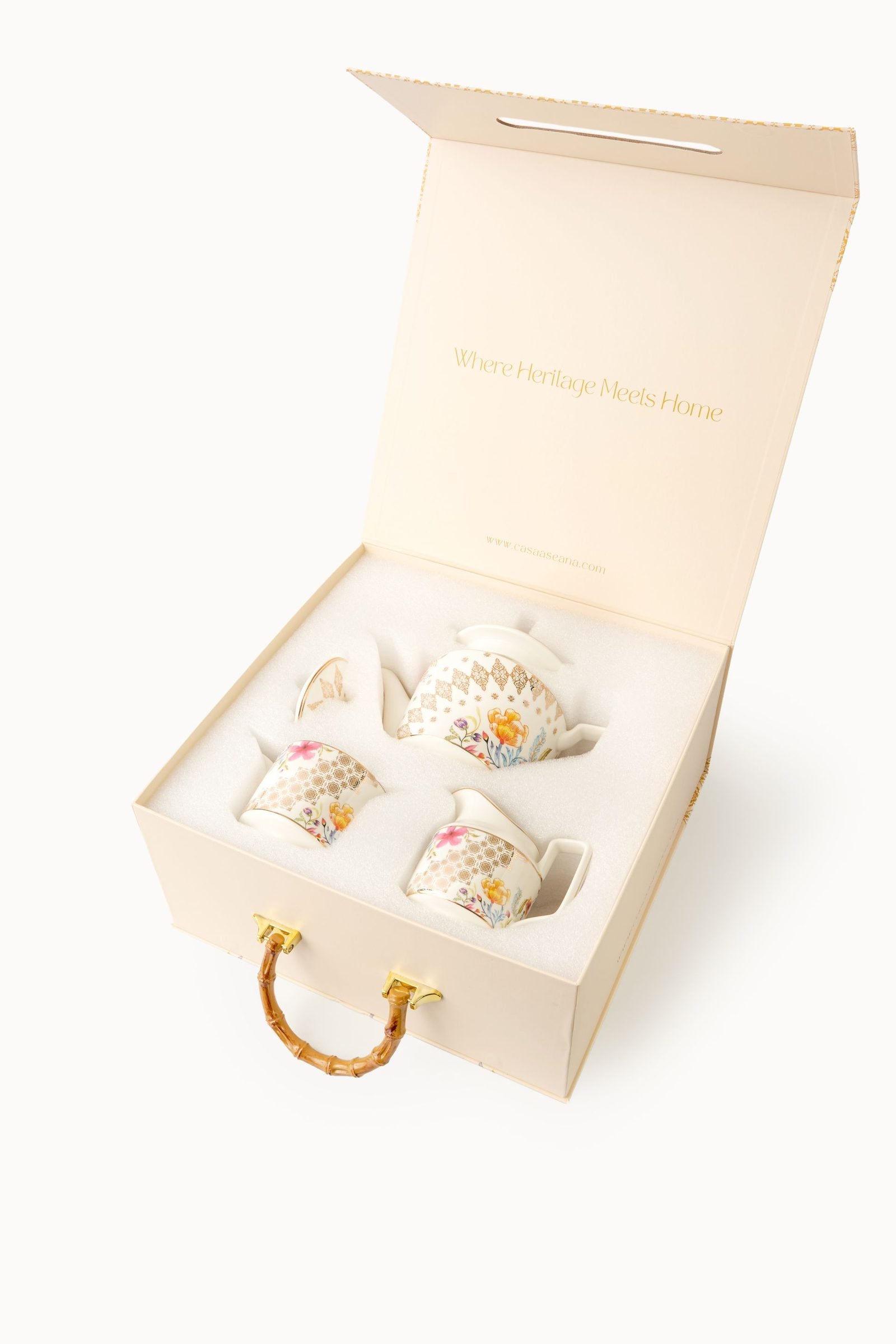 Casa Aseana Teapot Set in its opened gift box